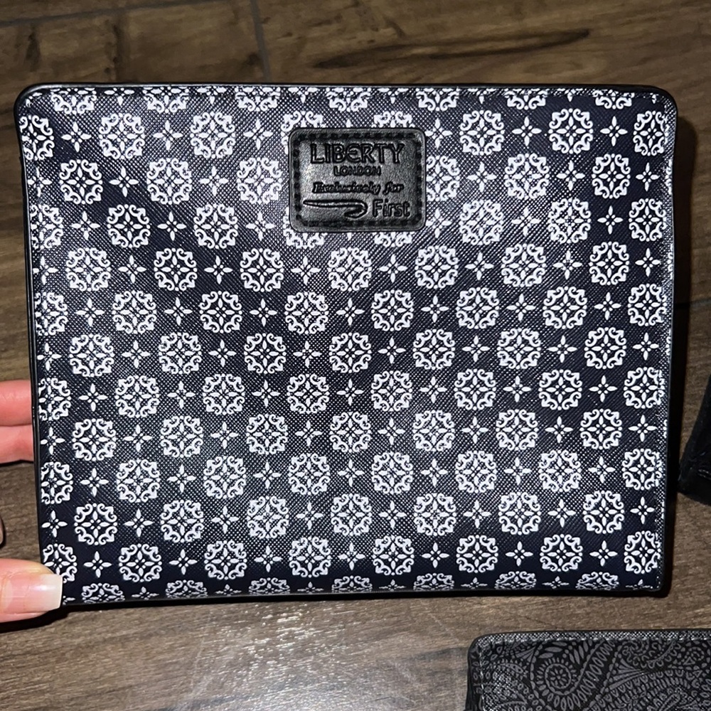 Liberty London x British Airways Amenity Kit Airlines Pouch Toiletry Bag